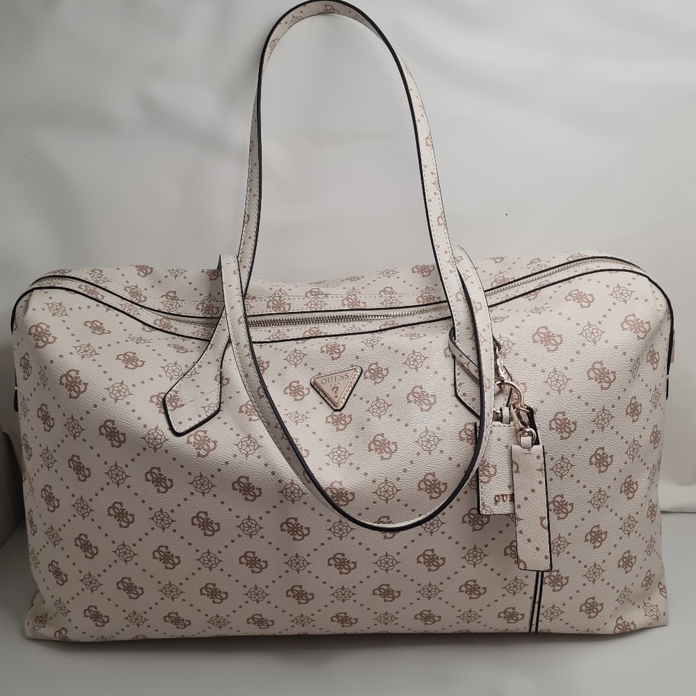 Guess Logo Duffle Bag - Picture 9 of 9